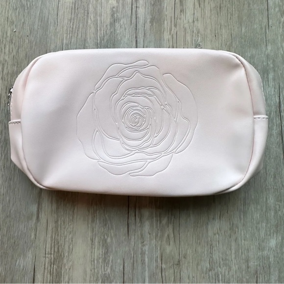 Lancôme Blush Pink & Fuchsia Cosmetic Bags - Picture 2 of 13